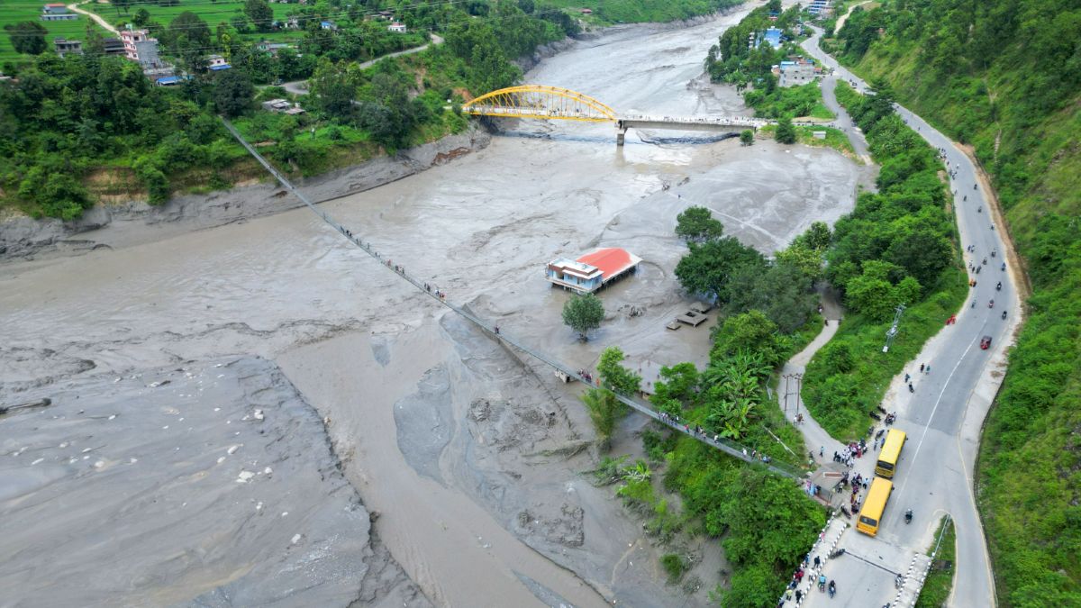 भोटेकोसी बाढीपछि कर्णालीका २०८ जना अझै सम्पर्कविहीन