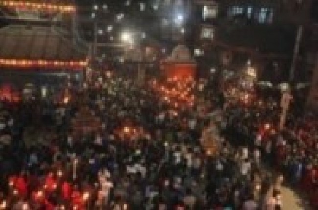 चरखण्डीमा दर्शनार्थीको घुइँचो