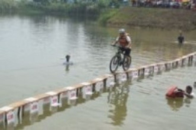 साइकल प्लाङक ब्यालेन्स’ को उपाधि थापालाई   