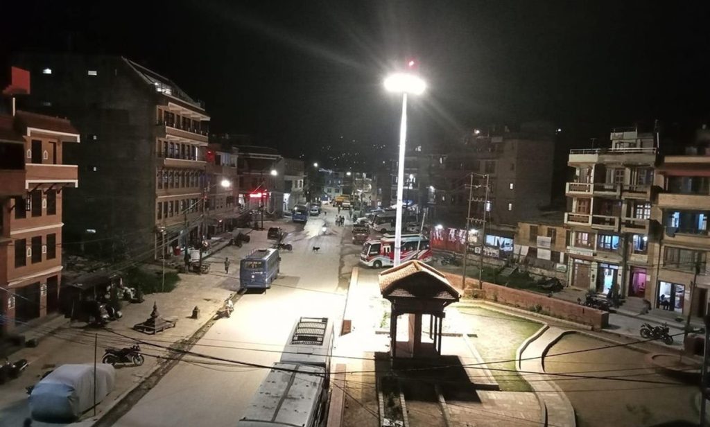 काठमाडौँमा १२ वटा ‘हाई मास्ट लाइट’ जडान