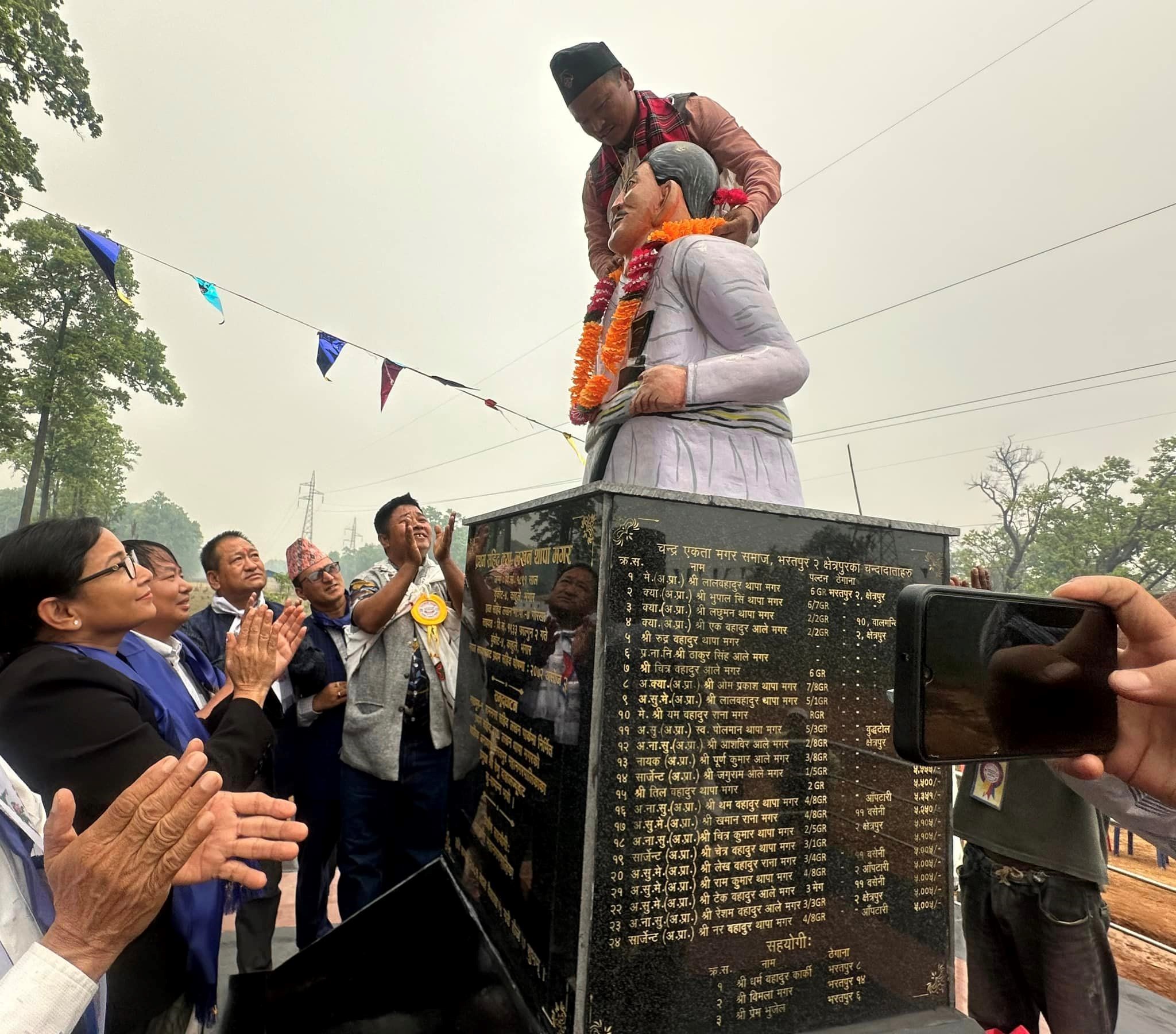 सहिद लखन थापाको सालिक निर्माण