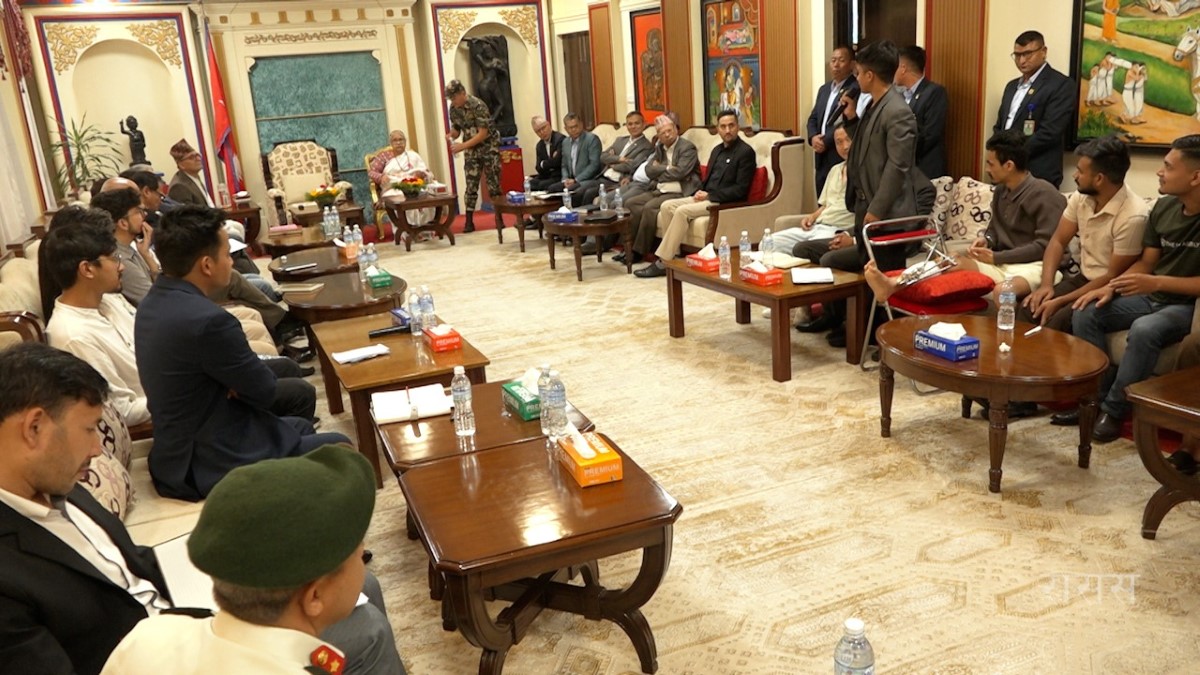 प्रधानमन्त्री र जेनजी समूहबीच छलफल जारी