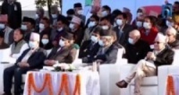 कांग्रेसको मञ्चमा राजनीतिक घोचपेच,ओली प्रचण्डको सम्वाद देखि अरु के के देखियो ?