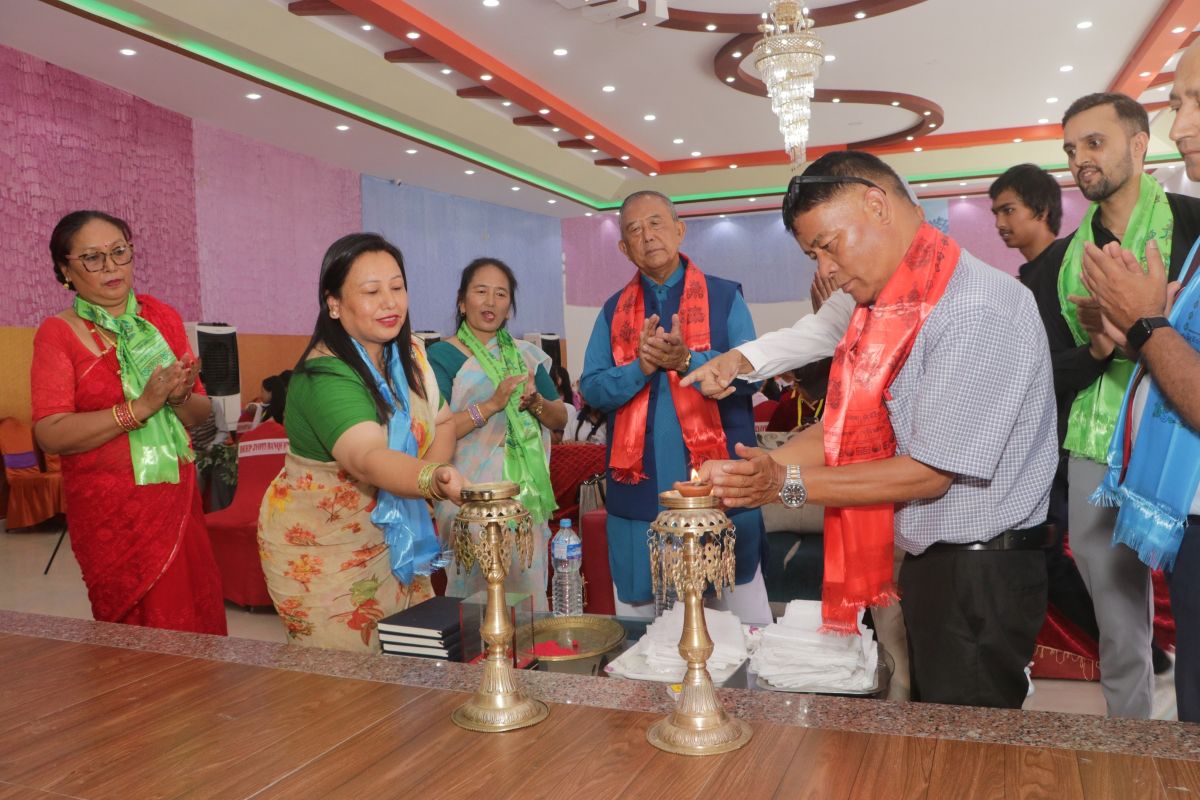 रोयल्टी कलेजद्वारा  प्रशिक्षण : विद्यार्थीहरूलाई उज्ज्वल भविष्यको पहिलो कदम