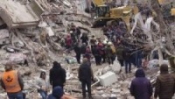 टर्कीए र सिरियामा भूकम्पमा परी मृत्यु हुने १५ हजार भन्दा बढी