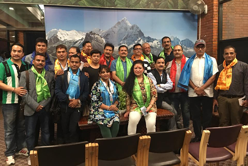 किन गए एक दर्जन बढी कलाकारहरुको टोली अमेरिका