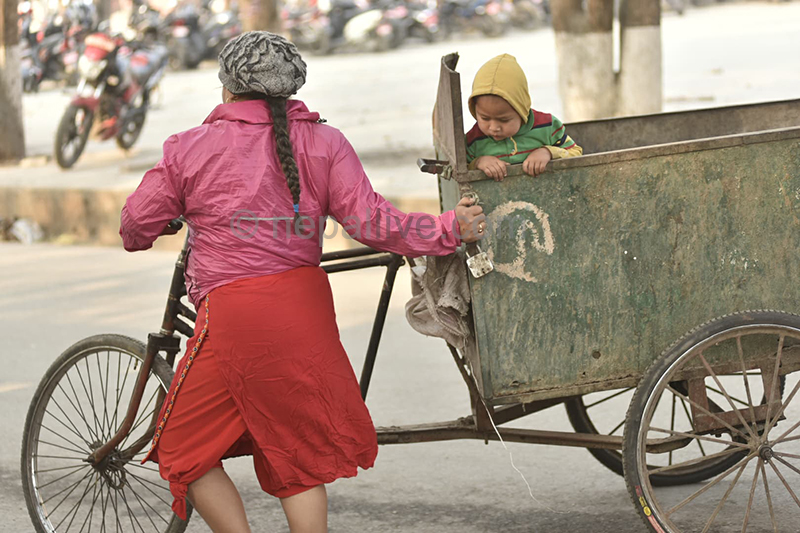 साउदीबाट आयो अन्तरास्ट्रिय श्रमिक दिवसको कबिता