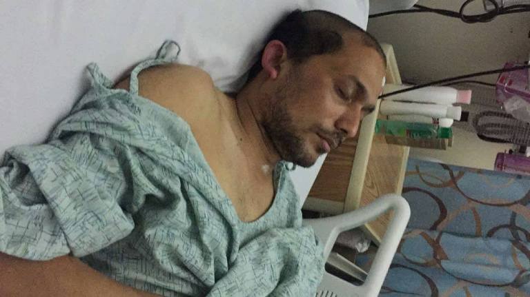 भद्रपुरका राजु तिमिल्सिना हमाद हस्पिटलको सैयामा अचेत अवस्थामा,सहयोगको आशामा उनि