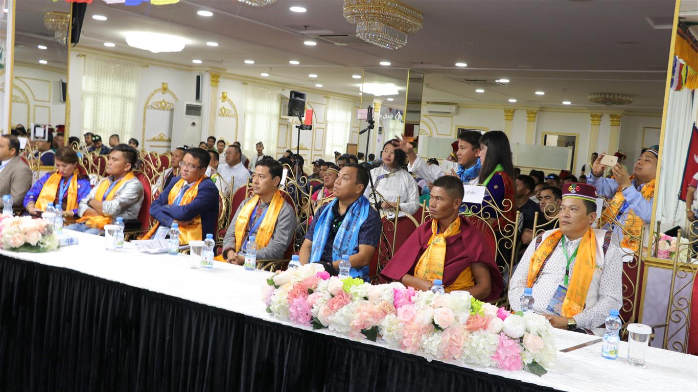 एतिहासिक दोस्रो डम्फु साँझ कतारमा सम्पन्न