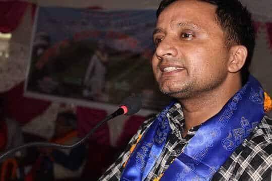 म माटो हुँ ! एक महान स्रष्टा ! उमाकान्त अाचार्य