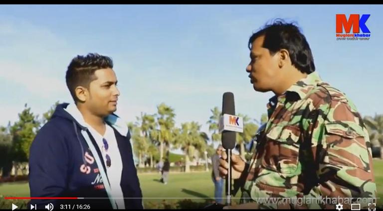 गायक प्रशान्त कतारको समाल गार्डेनमा भिटिदा।