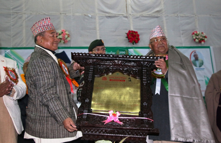 राम्रोकाम गरेको भन्दै प्रधानमन्त्री ओलीलाई पूर्वमा अभिनन्दन