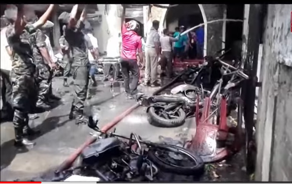 श्रीलंकामा चर्च र होटेलमा बम आक्रमण हुदा करिब २०० को मृत्यु सयौ घाइते।