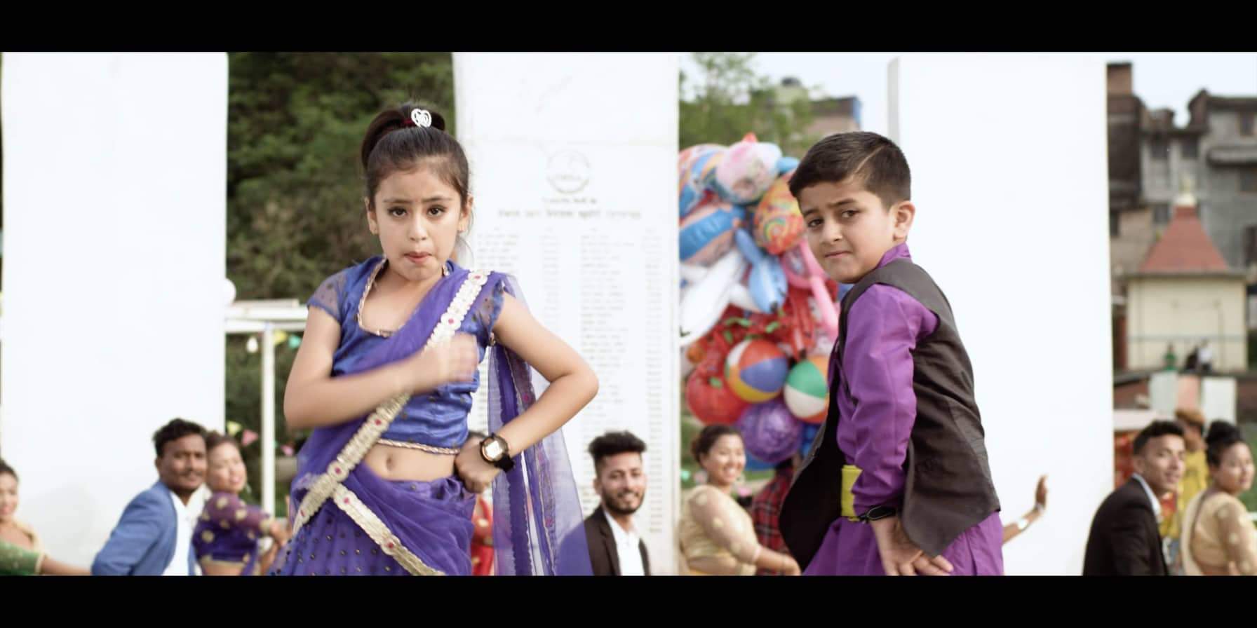 करिब १५० बर्ष पहिलेकी राजकुमारीको रोलमा मोडेल सृष्टिलाई प्रस्तुत गर्दै गायक ई बीरेन्द्र"आउन माया भेटौन"