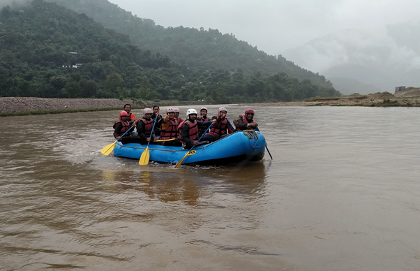 पर्यटन प्रवद्र्धनका लागि आँधीखोलामा र्याप्टिङ