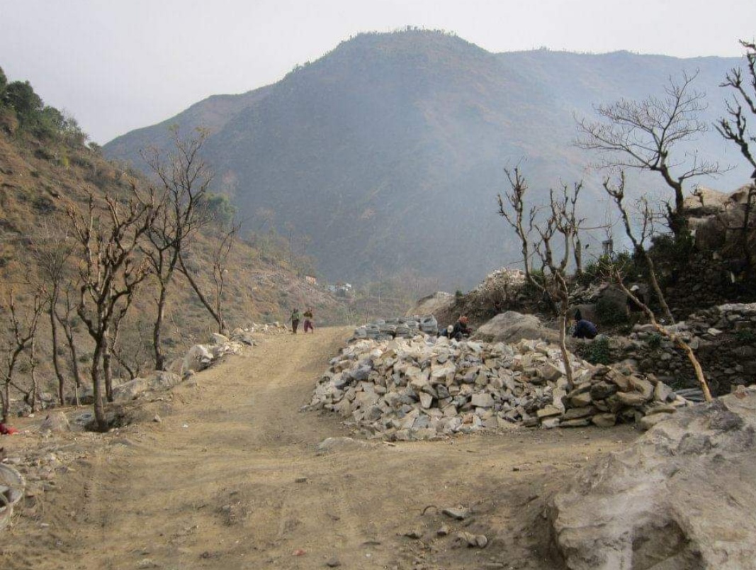 दार्चुलाको समृद्धि ः ‘चीनको सीमानाकासम्म दार्चुला तिङ्कर सडक’