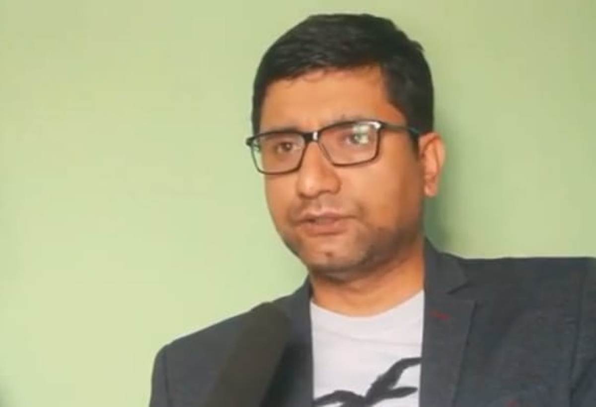 महराको यौन दुर्ब्यबहारको पर्दाफास गर्ने पत्रकार सम्मानित