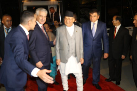 प्रधानमन्त्री ओलीलाई अजरबैजानमा स्वागत 