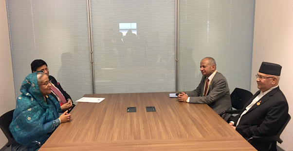 प्रधानमन्त्री ओली र बङ्गलादेशी प्रधानमन्त्री हसिनाबीच भेटवार्ता