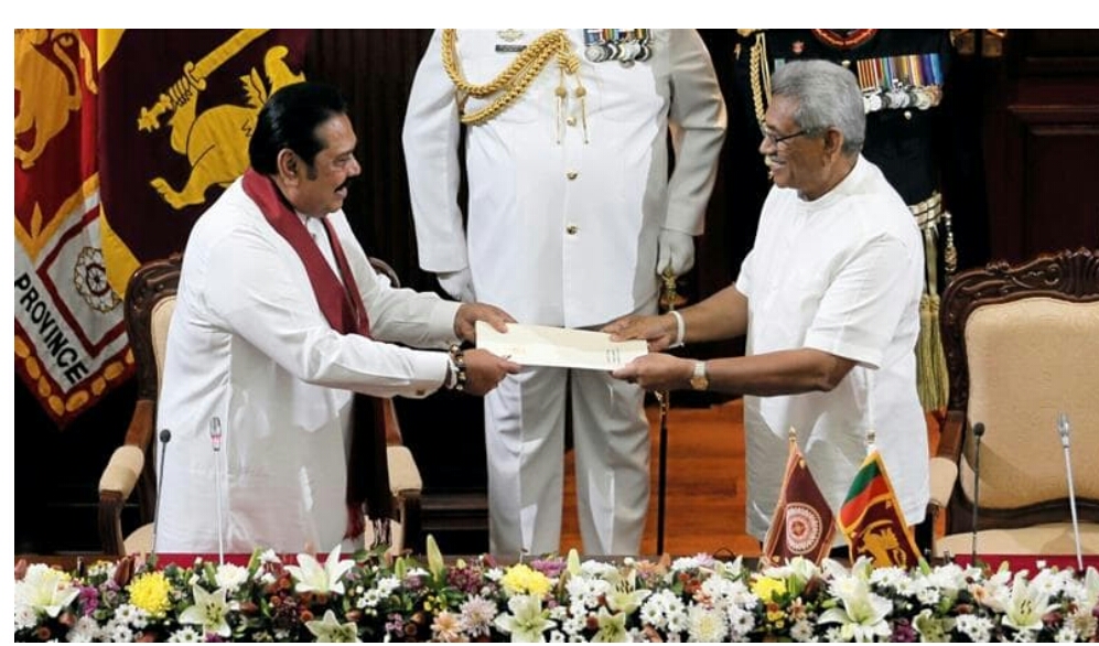 श्रीलङ्काका नयाँ प्रधानमन्त्री महिन्दा राजापाक्षले लिए सपथ