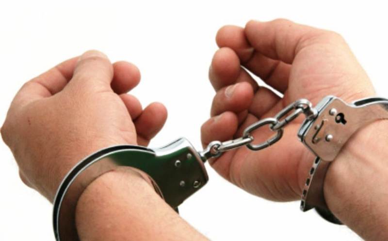 ठूलो रकमसहित हुण्डी कारोवारि भारतीय नागरिक पक्राउ